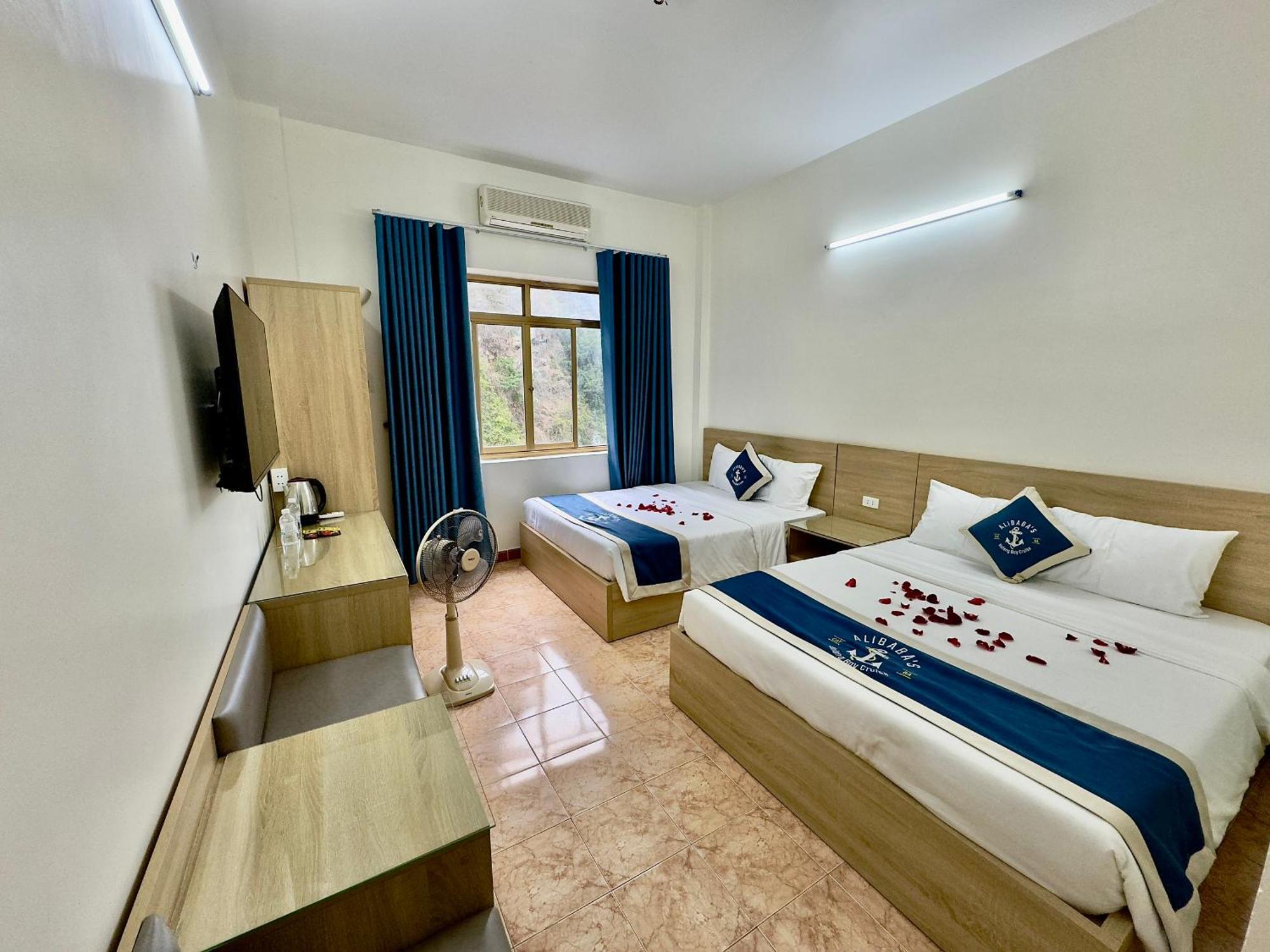 Cat Ba Plaza Hotel Dong Khe Sau Buitenkant foto