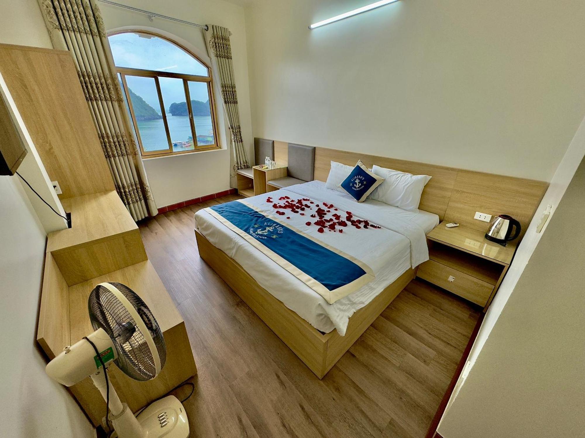 Cat Ba Plaza Hotel Dong Khe Sau Buitenkant foto